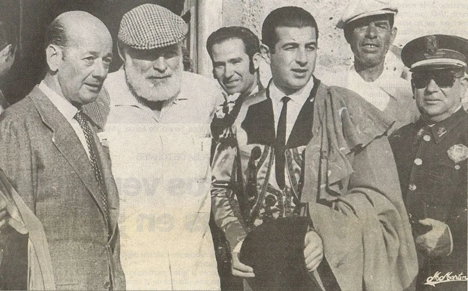 Foto 2 - Antonio de Ronda (1932-1998)  