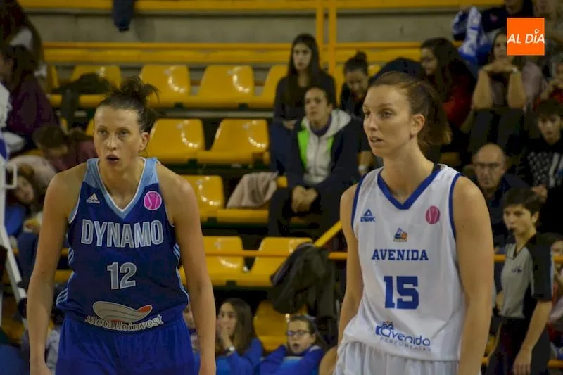 Foto 5 - Perfumer&iacute;as Avenida se queda al borde de la machada ante el Dynamo de Kursk (56-58)