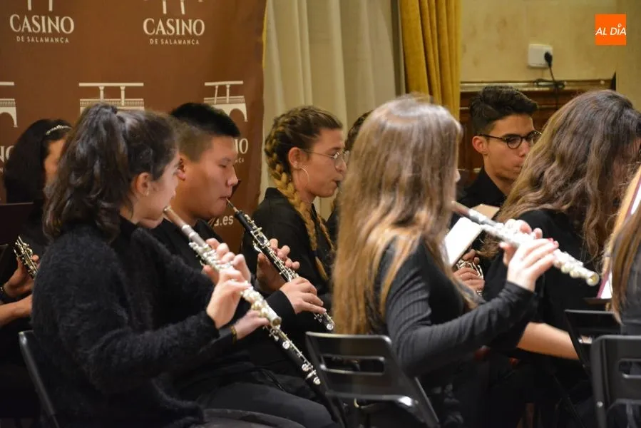 Foto 11 - La&nbsp;Joven Orquesta Sinf&oacute;nica &lsquo;Antonio Machado&rsquo; se luce en el Casino  