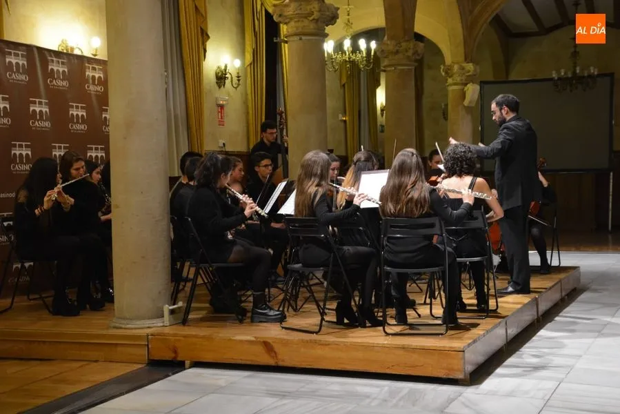 Un momento del concierto en el Casino / Foto: Lydia González.
