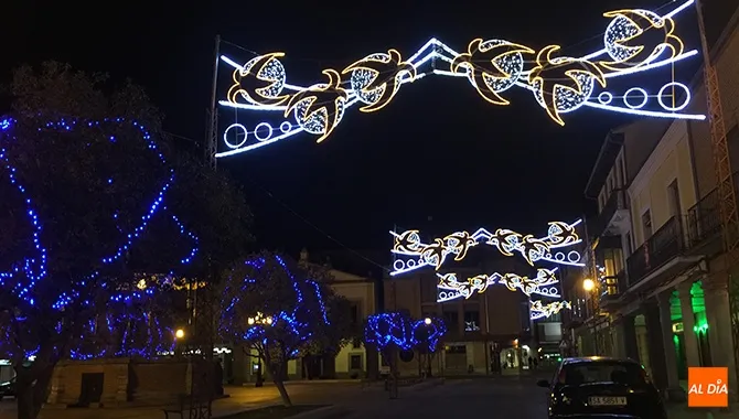 La tardanza en la colocación de las luces de Navidad ha sido objeto de critica durante las últimas semanas