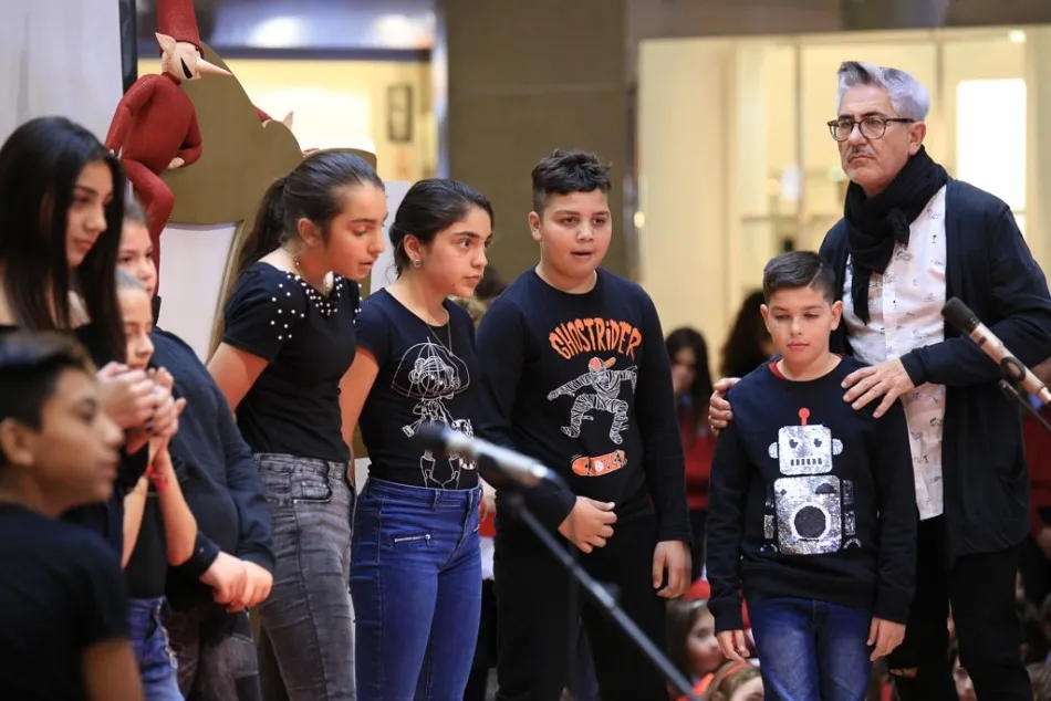 Foto 4 - Nervios e ilusiones en la primera jornada del Certamen Municipal de Villancicos