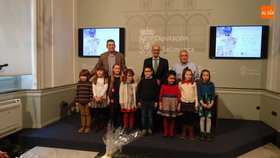 Foto 2 - La Diputaci&oacute;n y Feltrero entregan los premios del IV Concurso de Dibujo Infantil de Postales...