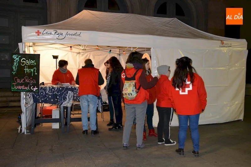 Foto 4 - Un dispositivo especial de Cruz Roja atender&aacute; durante toda la noche las posibles emergencias