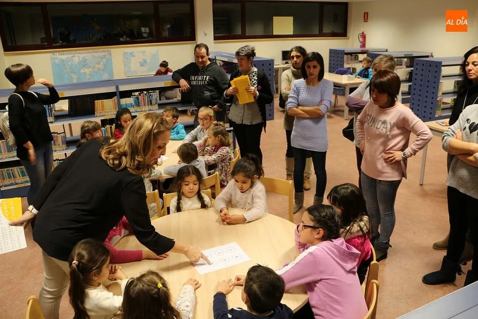Foto 7 - La lectura en braille protagoniza la &uacute;ltima jornada del programa &lsquo;Sensibil&iacute;zate&rsquo;