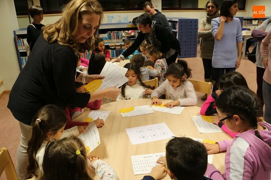 Foto 6 - La lectura en braille protagoniza la &uacute;ltima jornada del programa &lsquo;Sensibil&iacute;zate&rsquo;