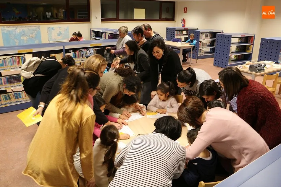 Foto 2 - La lectura en braille protagoniza la &uacute;ltima jornada del programa &lsquo;Sensibil&iacute;zate&rsquo;