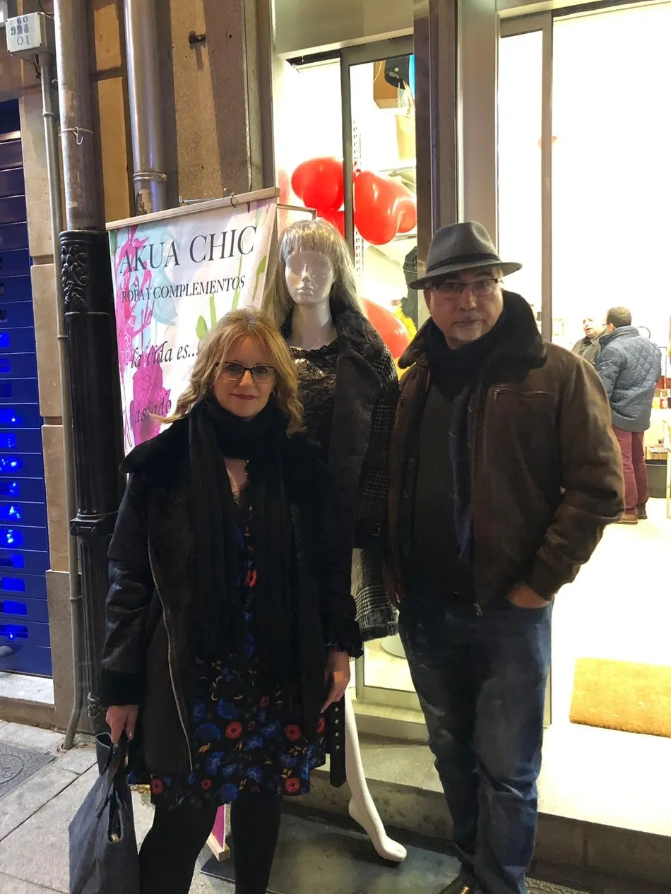 Foto 8 - &Eacute;xito en la inauguraci&oacute;n de la nueva tienda de Akua Chic  