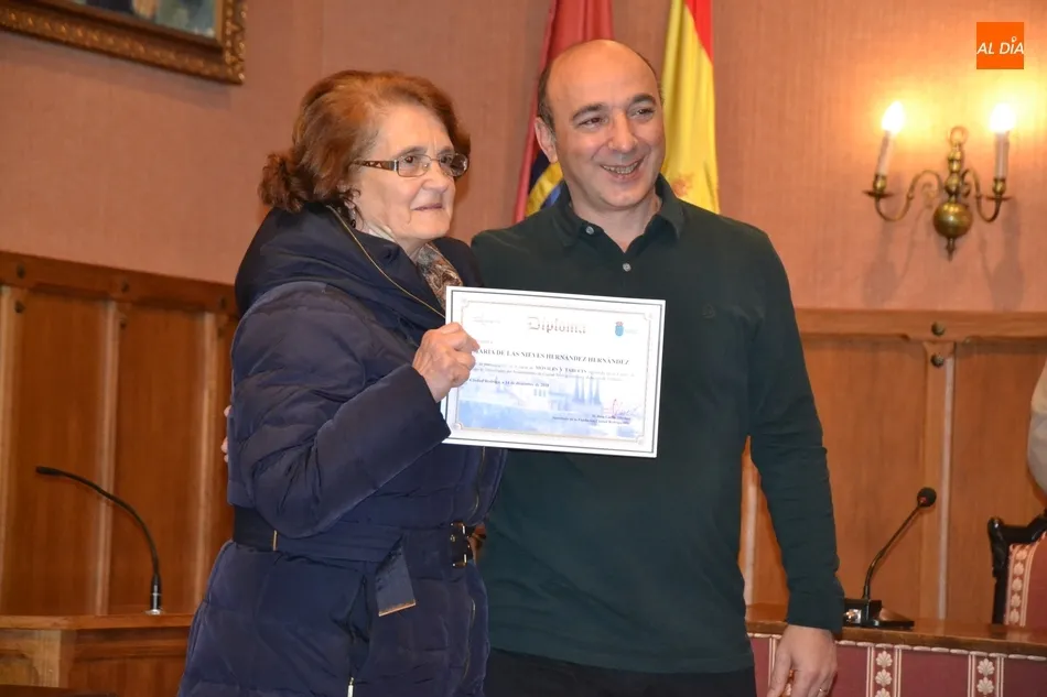 Foto 8 - Entregados los diplomas de los cursos de inform&aacute;tica, que han contado con 67 alumnos  