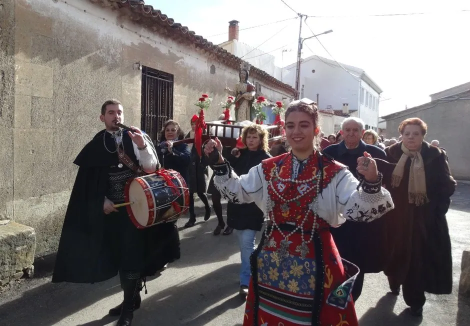 Foto 6 - Pelabravo se vuelca con sus fiestas patronales de Santa Luc&iacute;a  