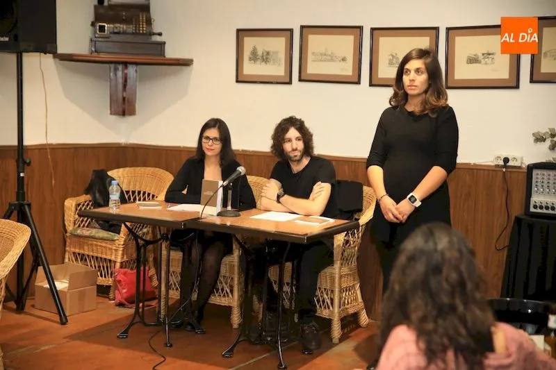 Foto 2 - Alberto P&eacute;rez presenta su nuevo poemario &lsquo;V&iacute;spera de lunes&rsquo;  