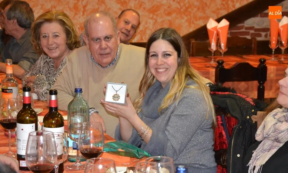 Foto 11 - Los alumnos de los cursos de inform&aacute;tica se van de comida conjunta  