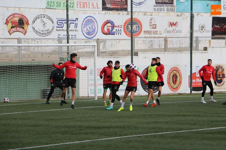 La plantilla verdiblanca sigue escasa de efectivos por las bajas