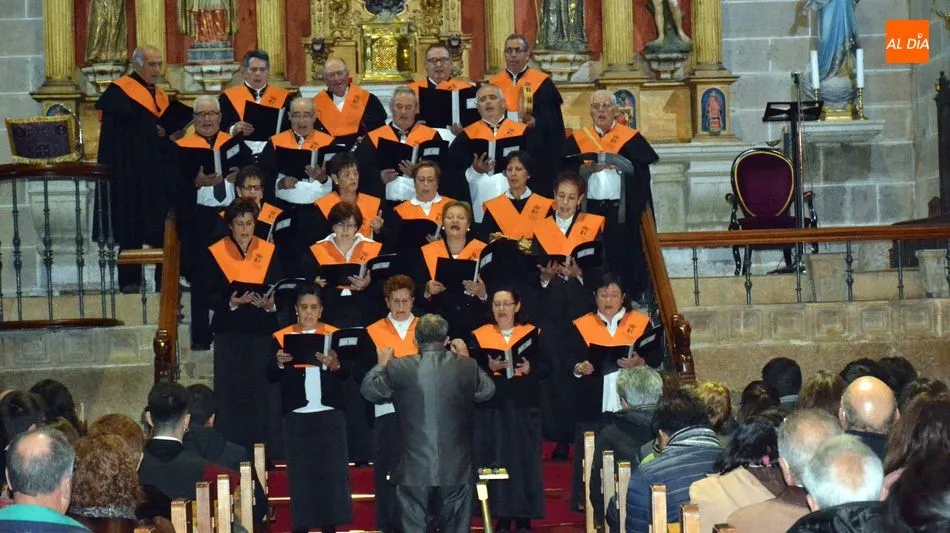 Foto 11 - Villancicos populares de Espa&ntilde;a e Iberoam&eacute;rica en el Concierto de Navidad de Lumbrales