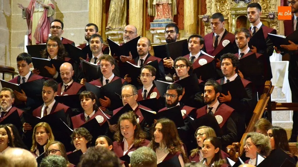 Foto 5 - Villancicos populares de Espa&ntilde;a e Iberoam&eacute;rica en el Concierto de Navidad de Lumbrales