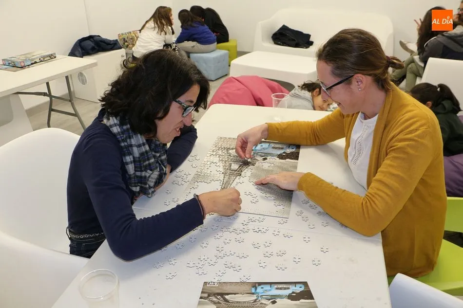 Foto 9 - Guijuelo Joven vive un ajetreado fin de semana con el concurso de puzles
