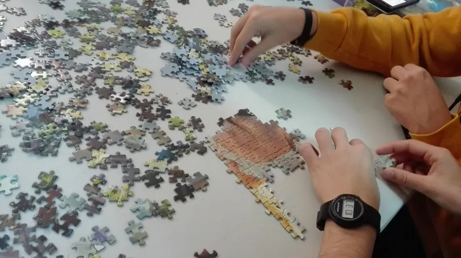 Foto 2 - El equipo de j&oacute;venes de Pedrosillo de Alba vuelve a ganar el Concurso Provincial de Puzzles  