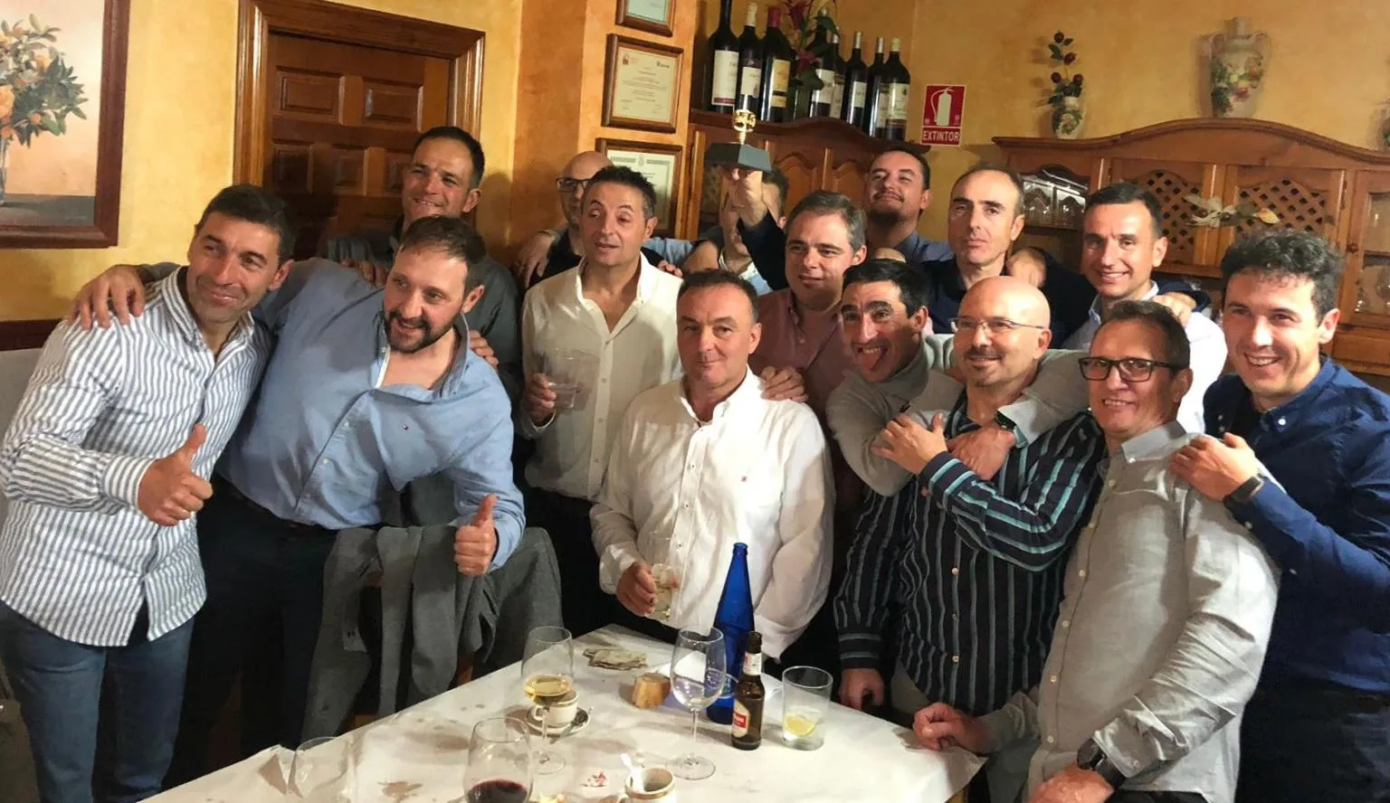 El Grupo BTT El Pedal aparca las bicis por un día para disfrutar de una comida conjunta  