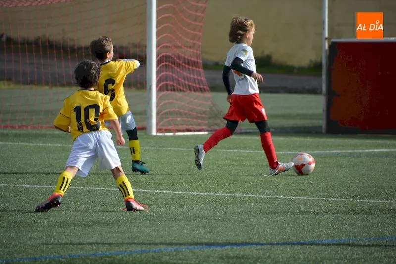Foto 6 - Resultados, clasificaciones e im&aacute;genes del f&uacute;tbol base provincial