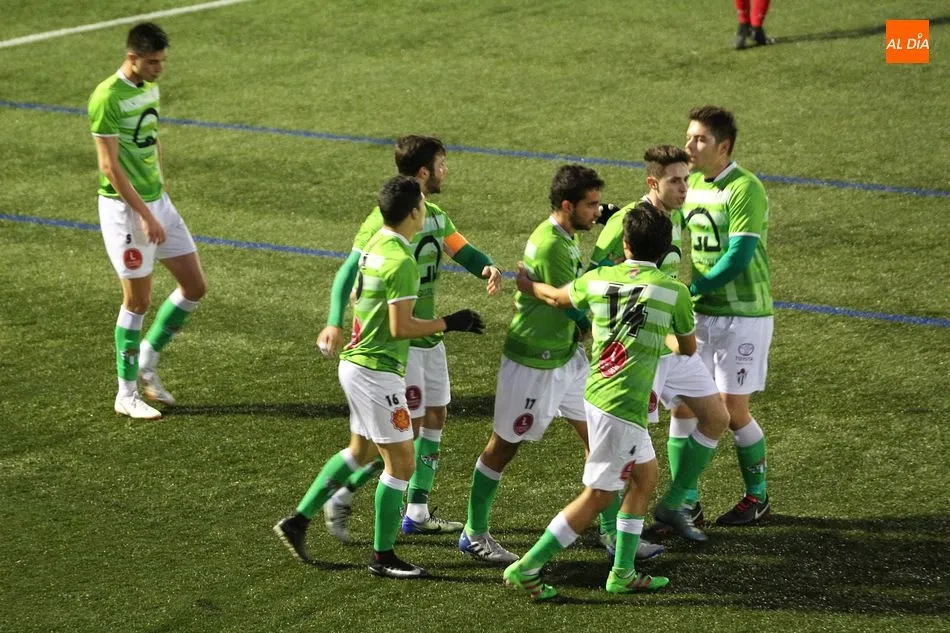 Foto 3 - El Guijuelo B pierde ante el Hergar en el &uacute;ltimo minuto (1-2)