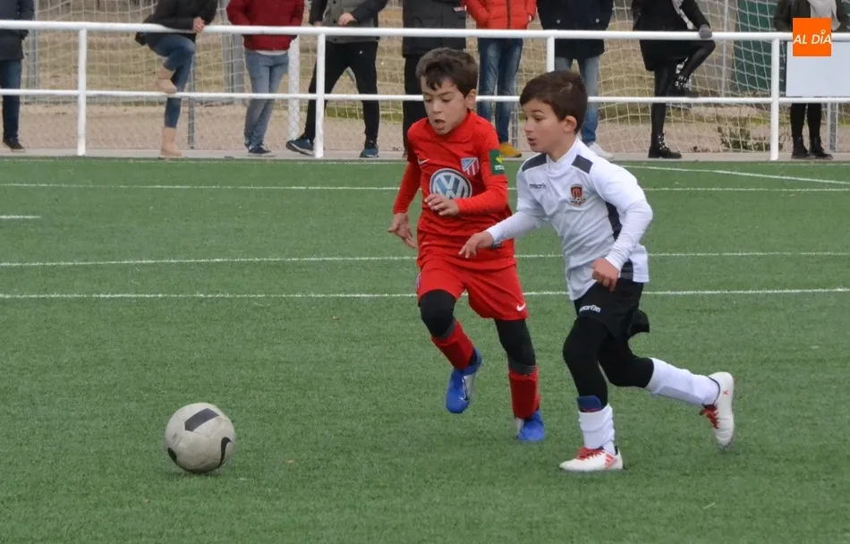 Foto 10 - [M 15|16 DIC] El Infantil del Ciudad Rodrigo logra su primera victoria de la temporada  