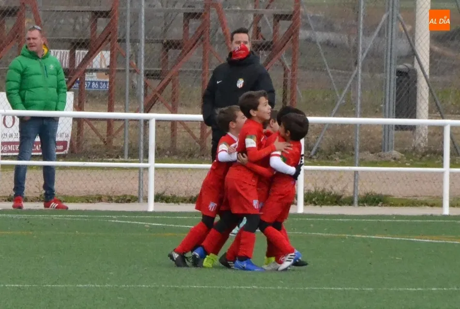 Foto 9 - [M 15|16 DIC] El Infantil del Ciudad Rodrigo logra su primera victoria de la temporada  