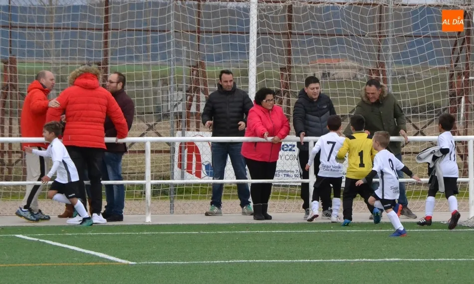 Foto 7 - [M 15|16 DIC] El Infantil del Ciudad Rodrigo logra su primera victoria de la temporada  