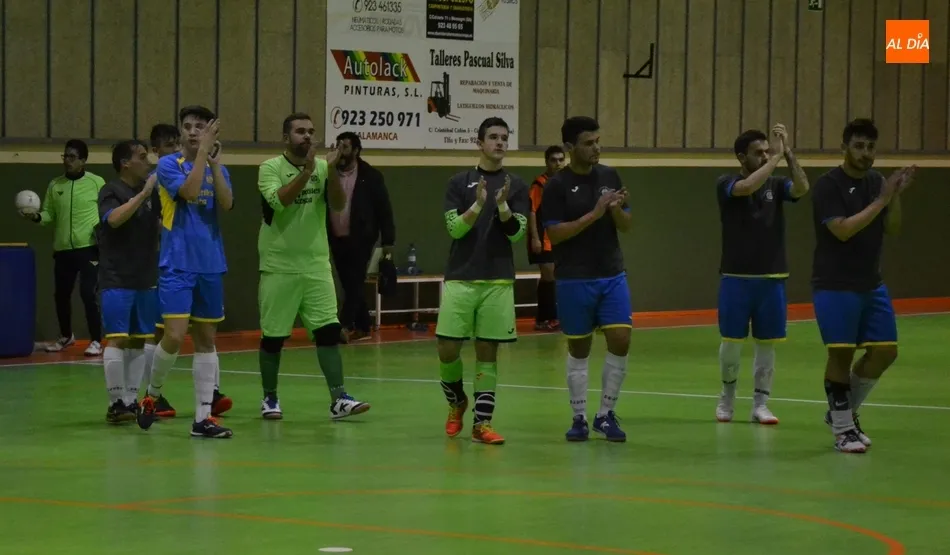 Foto 3 - Borrachera de goles del III Senior ante el Laguna para tomarse la revancha antes del gran par&oacute;n  