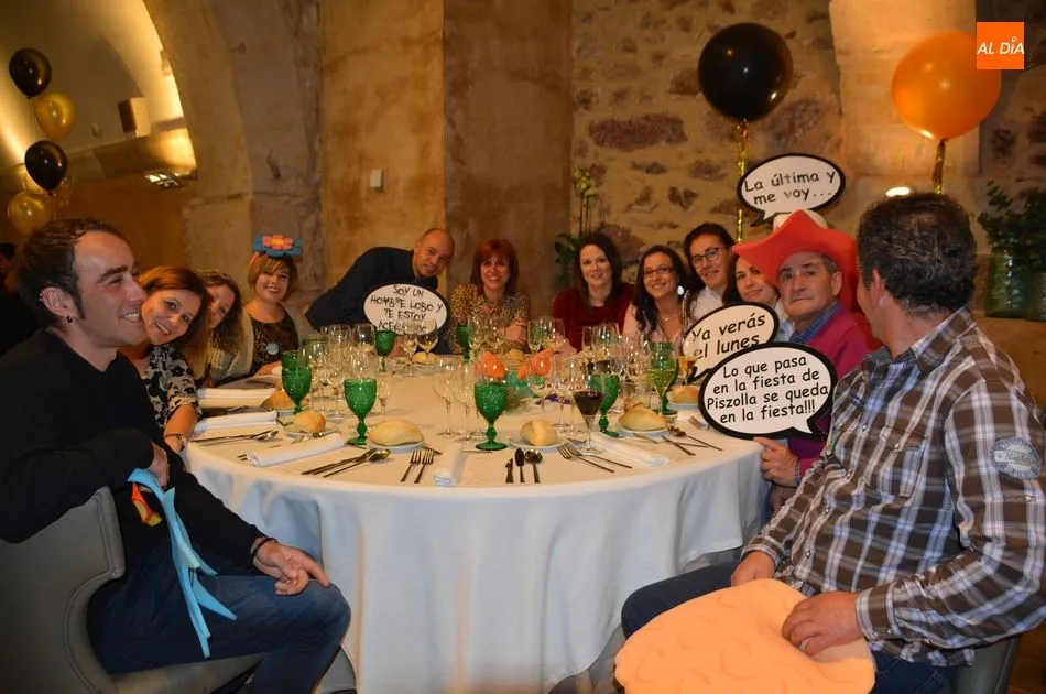 Foto 10 - Comida de Navidad del Grupo Piszolla