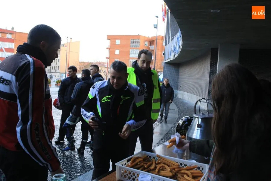 Foto 7 - Chocalate con churros y jetada con fines ben&eacute;ficos de la mano de A2 Ruedas  