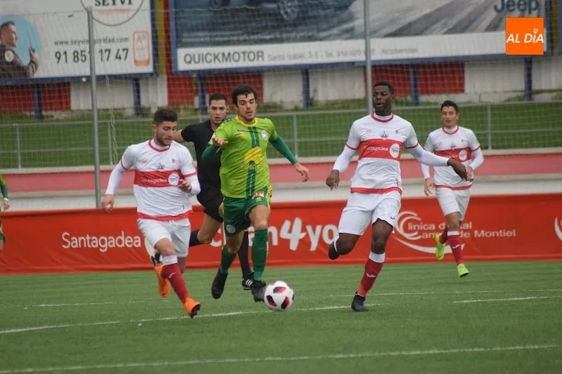 Foto 10 - Unionistas se hace grande ante el San Sebasti&aacute;n de los Reyes (1-2)