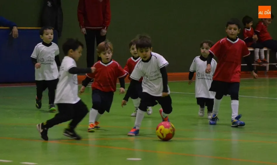 Emocionante final de año de la Liga de los más peques del III Columnas  