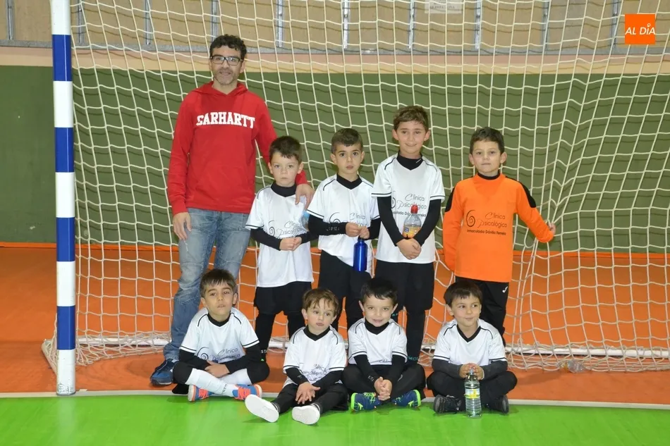 Foto 2 - Emocionante final de a&ntilde;o de la Liga de los m&aacute;s peques del III Columnas  