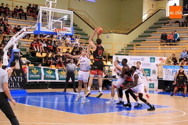 La Antigua CB Tormes dobla la rodilla ante un Bodegas Rioja Vega superior (68-88)