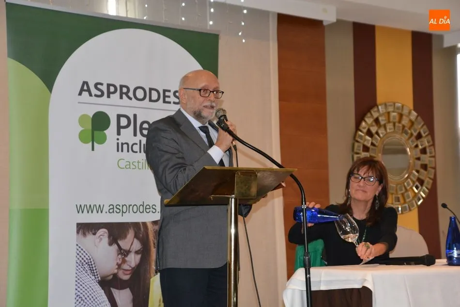 Foto 9 - Javier Tamarit Cuadrado recibe el premio Asprodes por su apoyo a las personas discapacitadas  