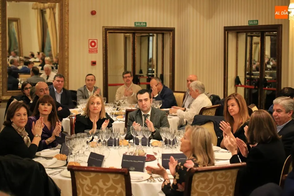 Foto 11 - El PP de Salamanca cierra filas alrededor de la figura&nbsp; de Ma&ntilde;ueco como presidente de Castilla y...