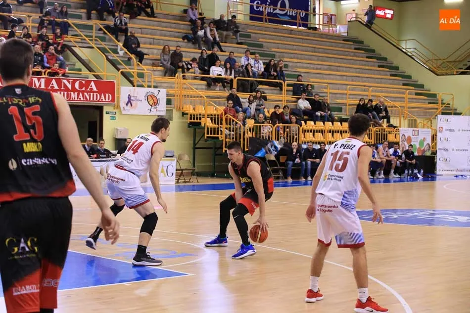 Foto 7 - La Antigua CB Tormes dobla la rodilla ante un Bodegas Rioja Vega superior (68-88)