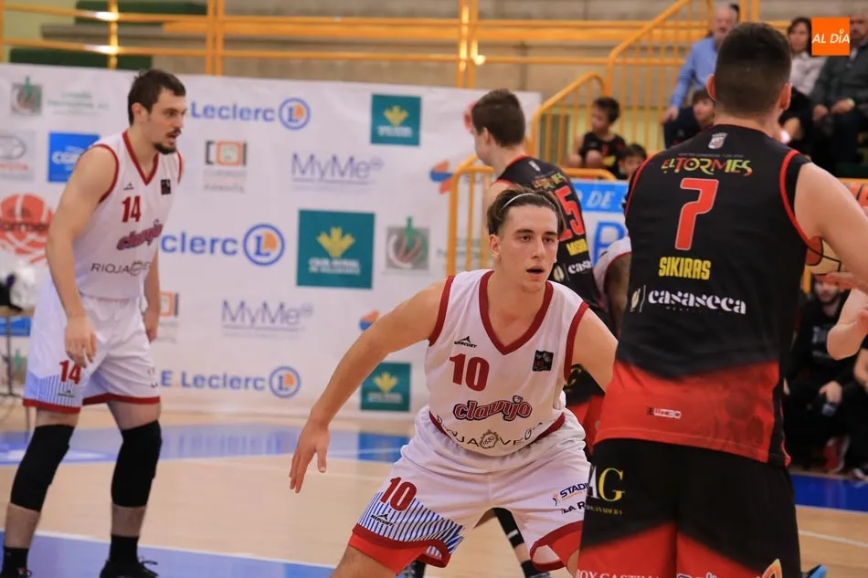 Foto 5 - La Antigua CB Tormes dobla la rodilla ante un Bodegas Rioja Vega superior (68-88)