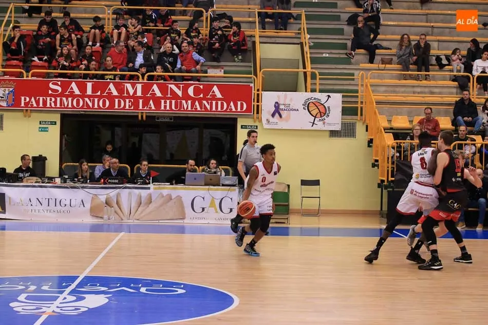 Foto 2 - La Antigua CB Tormes dobla la rodilla ante un Bodegas Rioja Vega superior (68-88)