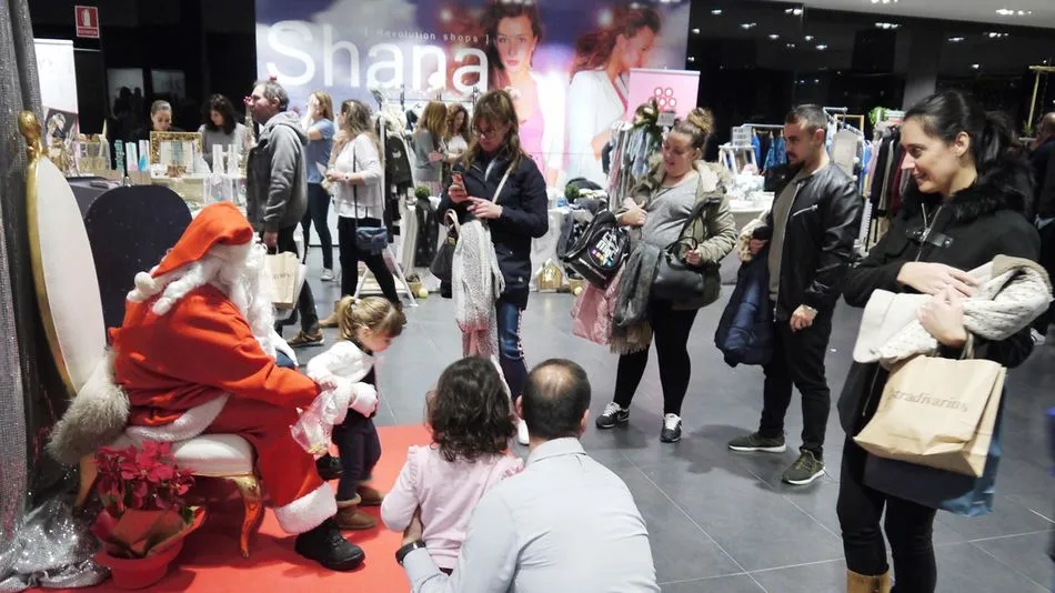 El Tormes celebra con éxito una nueva edición del Sweet Market  
