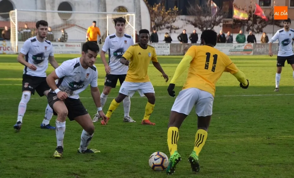El Ciudad Rodrigo desactiva en el 90’ la 1ª bomba del Salamanca UDS B... pero le estalla otra en ...