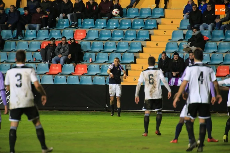 Foto 6 - Un Salamanca UDS muy rampl&oacute;n no puede pasar del empate ante el Real Valladolid &lsquo;B&rsquo; (0-0)  