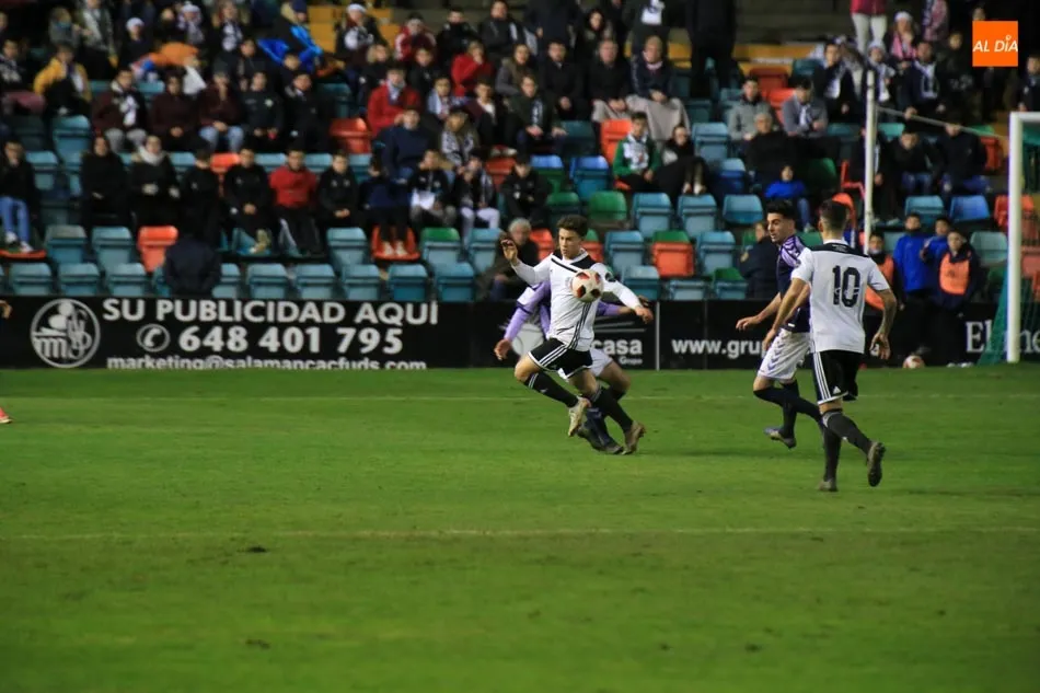 Foto 3 - Un Salamanca UDS muy rampl&oacute;n no puede pasar del empate ante el Real Valladolid &lsquo;B&rsquo; (0-0)  