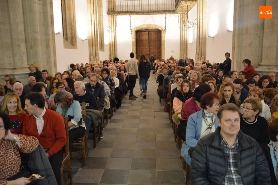 Foto 4 - El Coro Ciudad de Salamanca da el pistoletazo de salida al ciclo de Navidad Polif&oacute;nica  