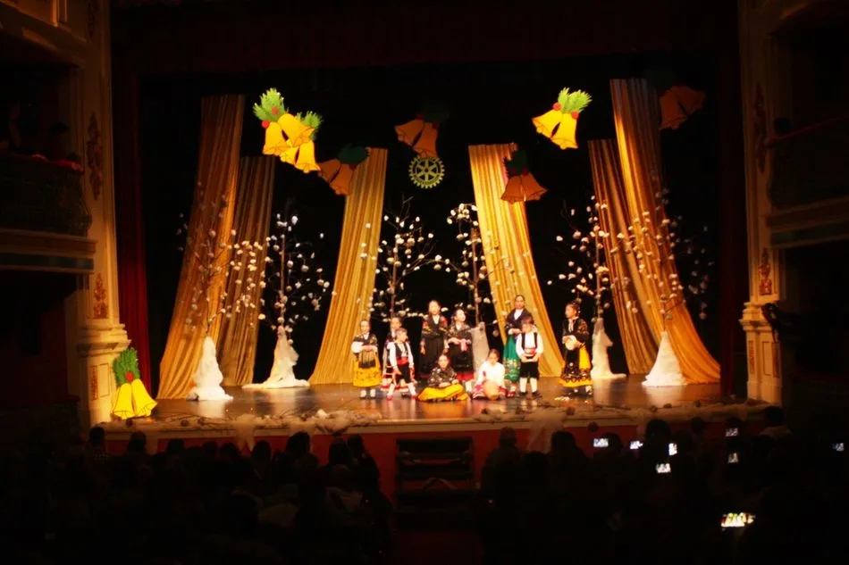 Foto 3 - El Festival de Navidad de Rotary Club de B&eacute;jar &nbsp;ayudar&aacute; a los Reyes Magos a comprar un centenar...