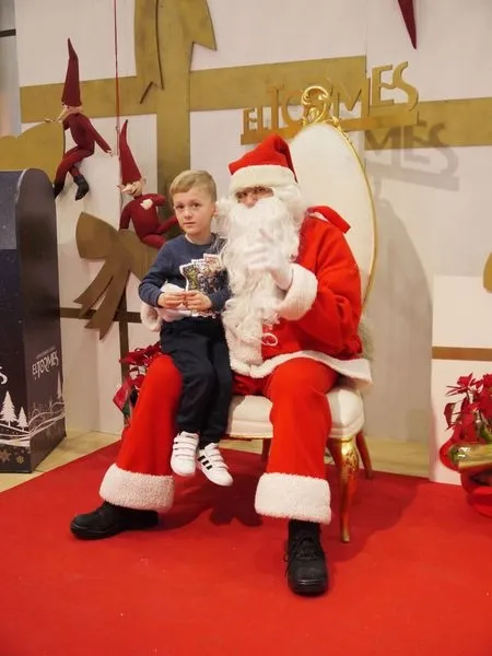Foto 8 - Un cohete, Pap&aacute; Noel, los Reyes Magos y talleres creativos para disfrutar de la Navidad en El...