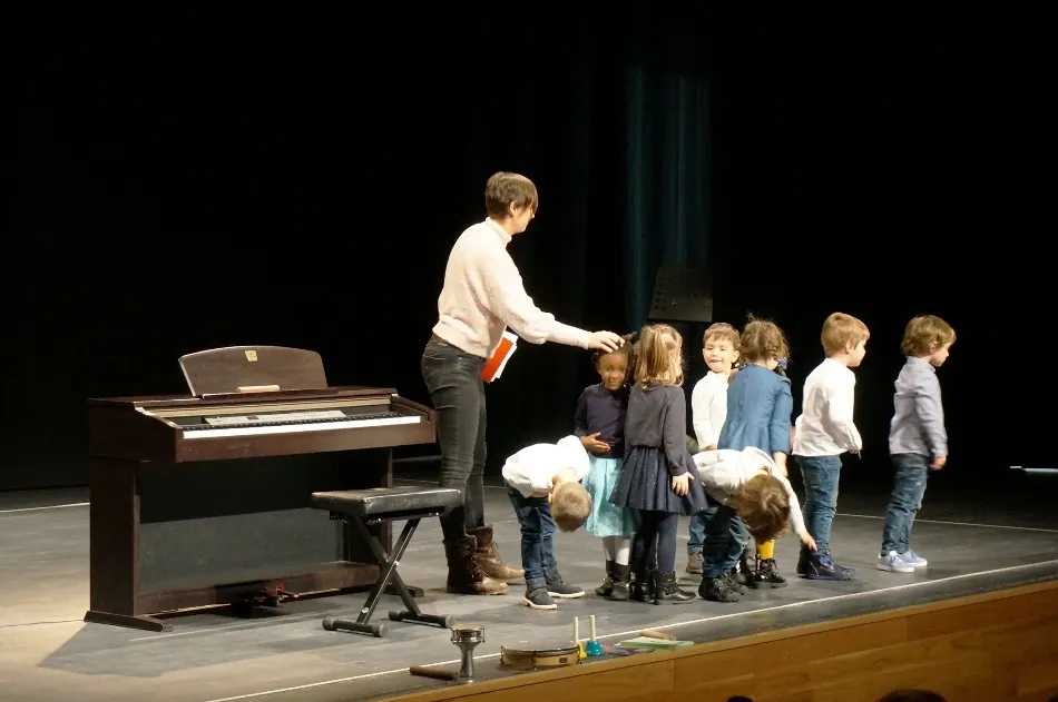 Foto 6 - Atractivo recital de la Escuela Municipal de M&uacute;sica de Villares de la Reina