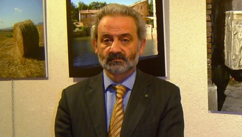 Pedro Ladrón de Guevara, escritor