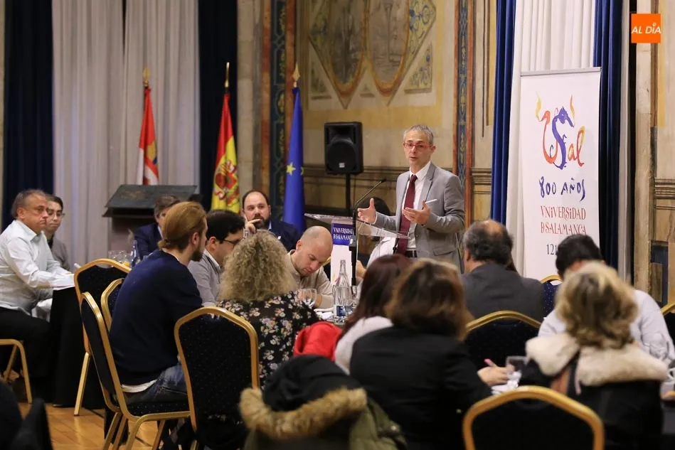 Foto 2 - El rector asegura que &ldquo;la Universidad de Salamanca no recibe la financiaci&oacute;n que merece&rdquo;