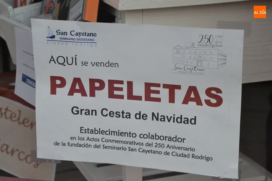 Foto 2 - El Seminario pondr&aacute; en juego el s&aacute;bado una macrocesta navide&ntilde;a valorada en 1.500&euro;  